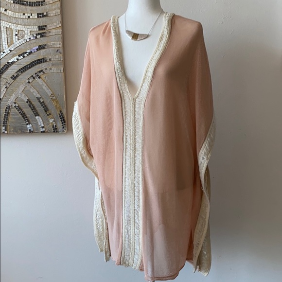 Zara Tops - Zara - knit blush pink & white poncho shawl dress